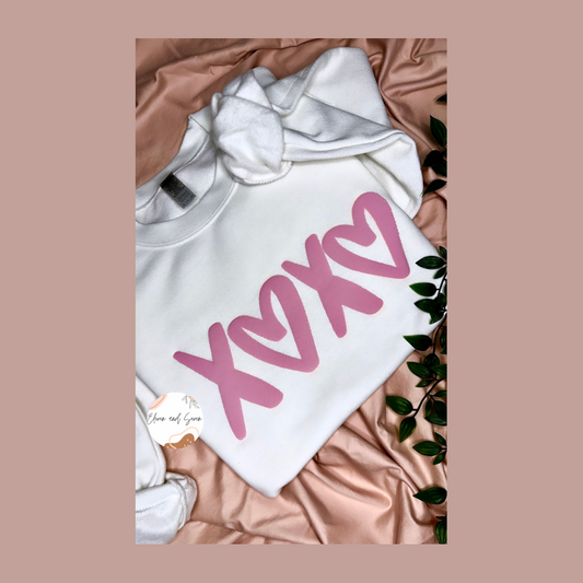 XOXO Puff (white w/pink )